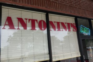 Antoninis Subs & Steaks Good Eats Houston-Local-Travel-Guide-Mike-Puckett-DDM